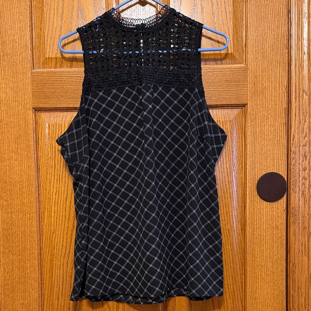 Maurices Black and White Sleeveless Blouse